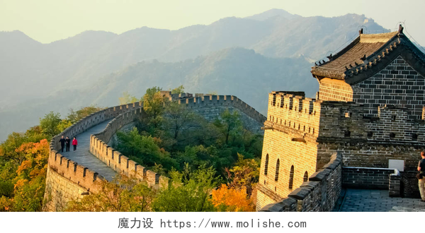 美丽庄严的长城中国长城慕田峪长城的堡垒塔图.